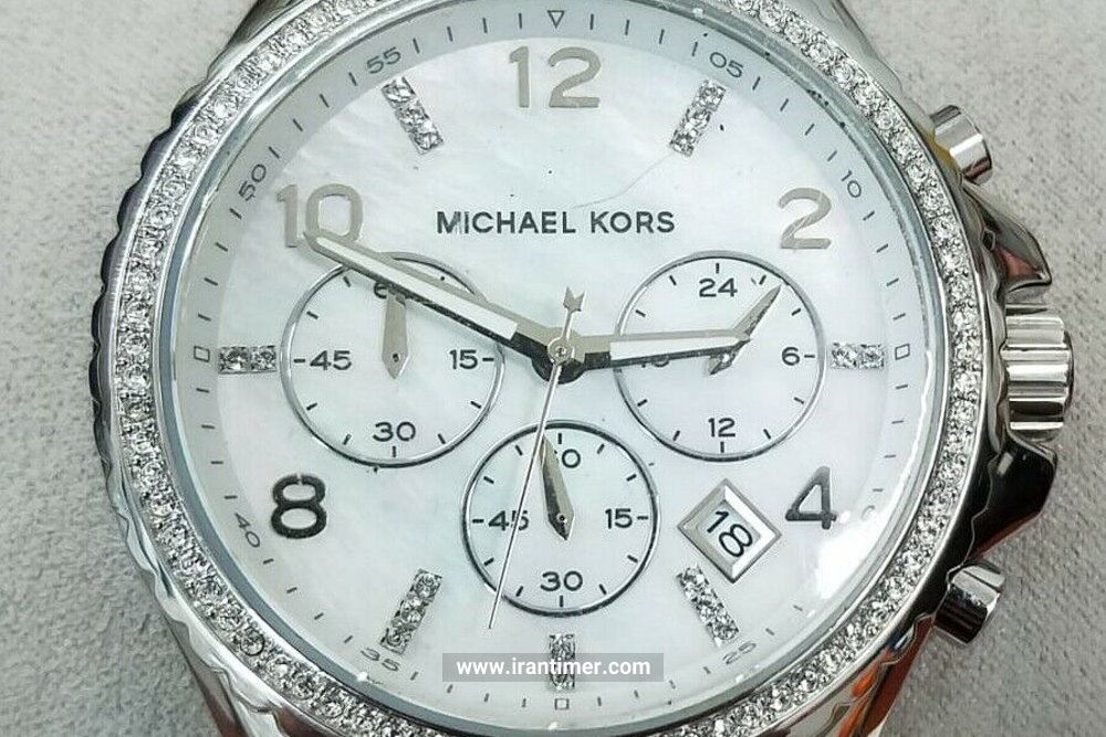 ساعت مچی زنانه مایکل کورس مدل MK5346 ساعتی دارای ایندکس شب نما همراه با کیفیت ساخت